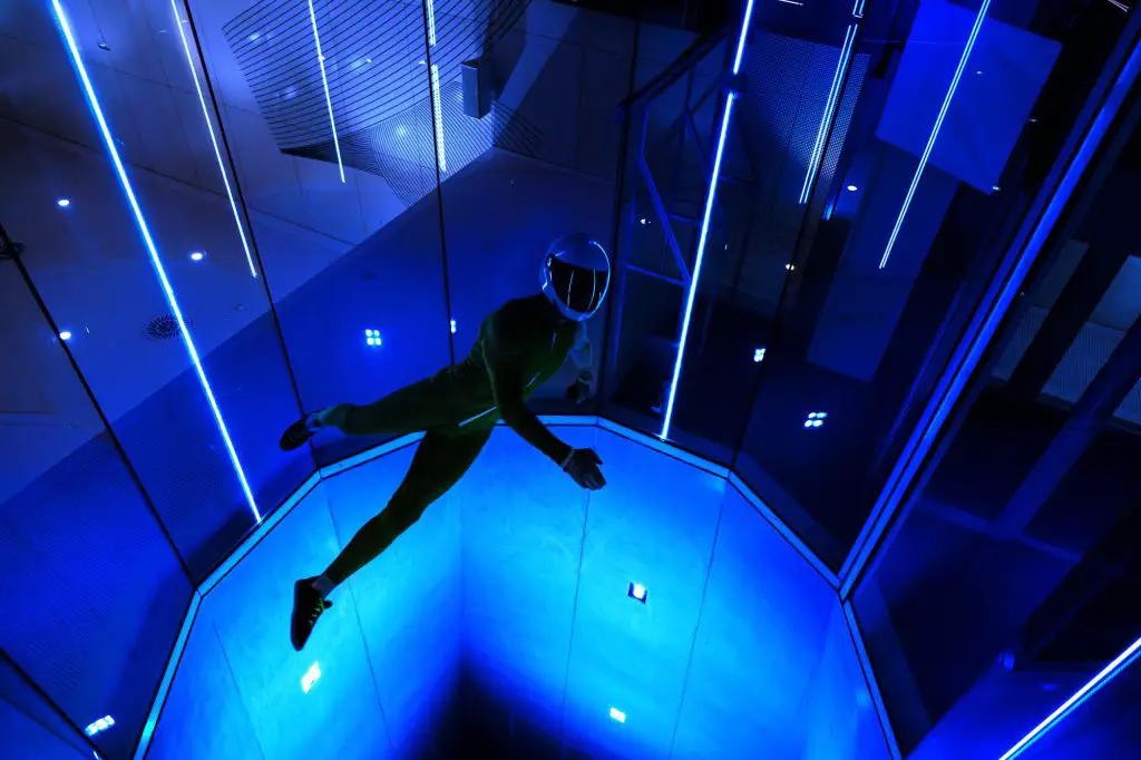 vertical wind tunnel 